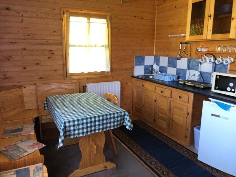 Almos Apartman Балатонфеньвеш Екстер'єр фото