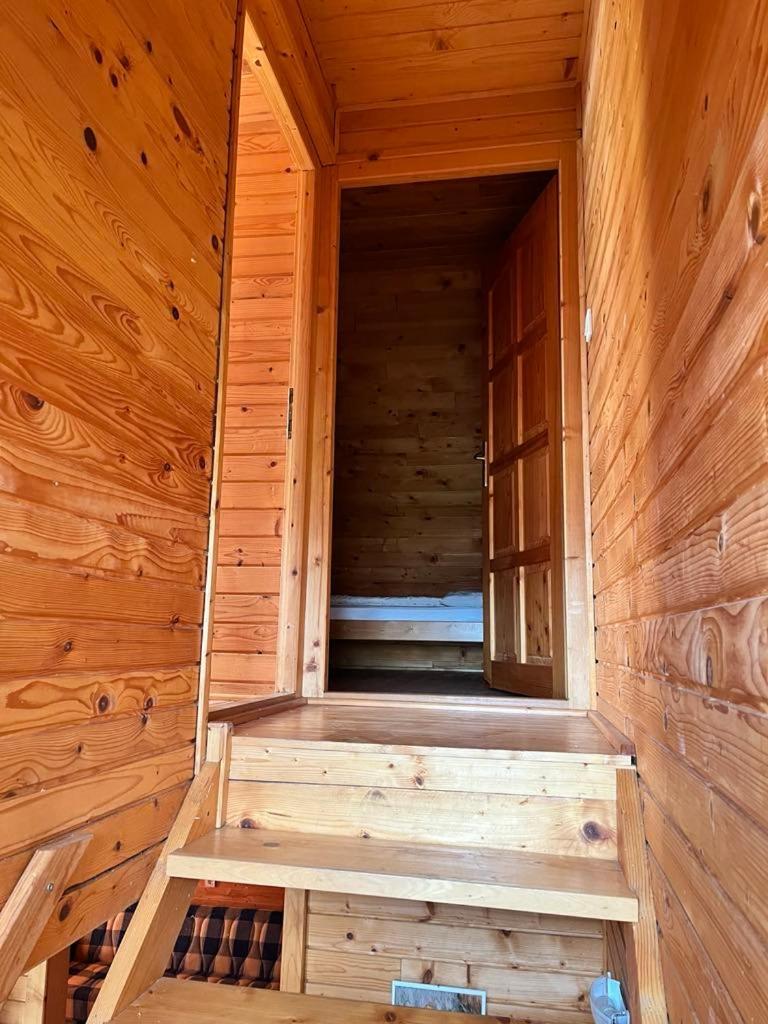 Almos Apartman Балатонфеньвеш Екстер'єр фото