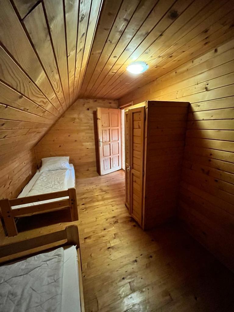 Almos Apartman Балатонфеньвеш Екстер'єр фото